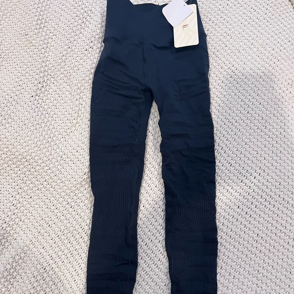 nwt navy blue high waisted fabletics leggings size s